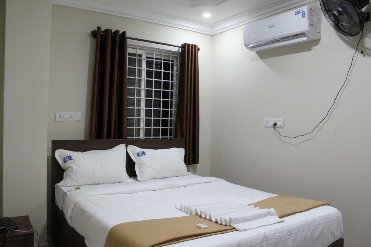 Royal Star Hotels Bangalore Eksteriør billede
