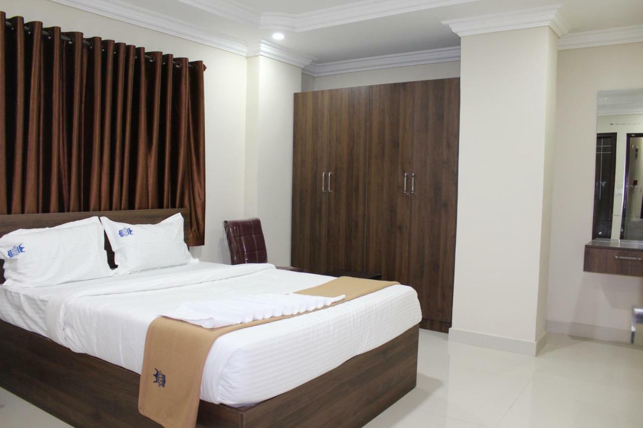 Royal Star Hotels Bangalore Eksteriør billede