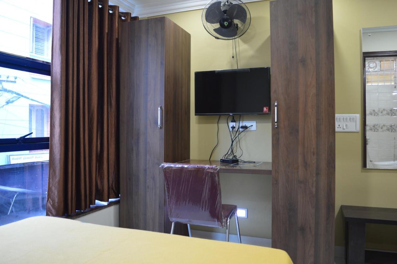 Royal Star Hotels Bangalore Eksteriør billede