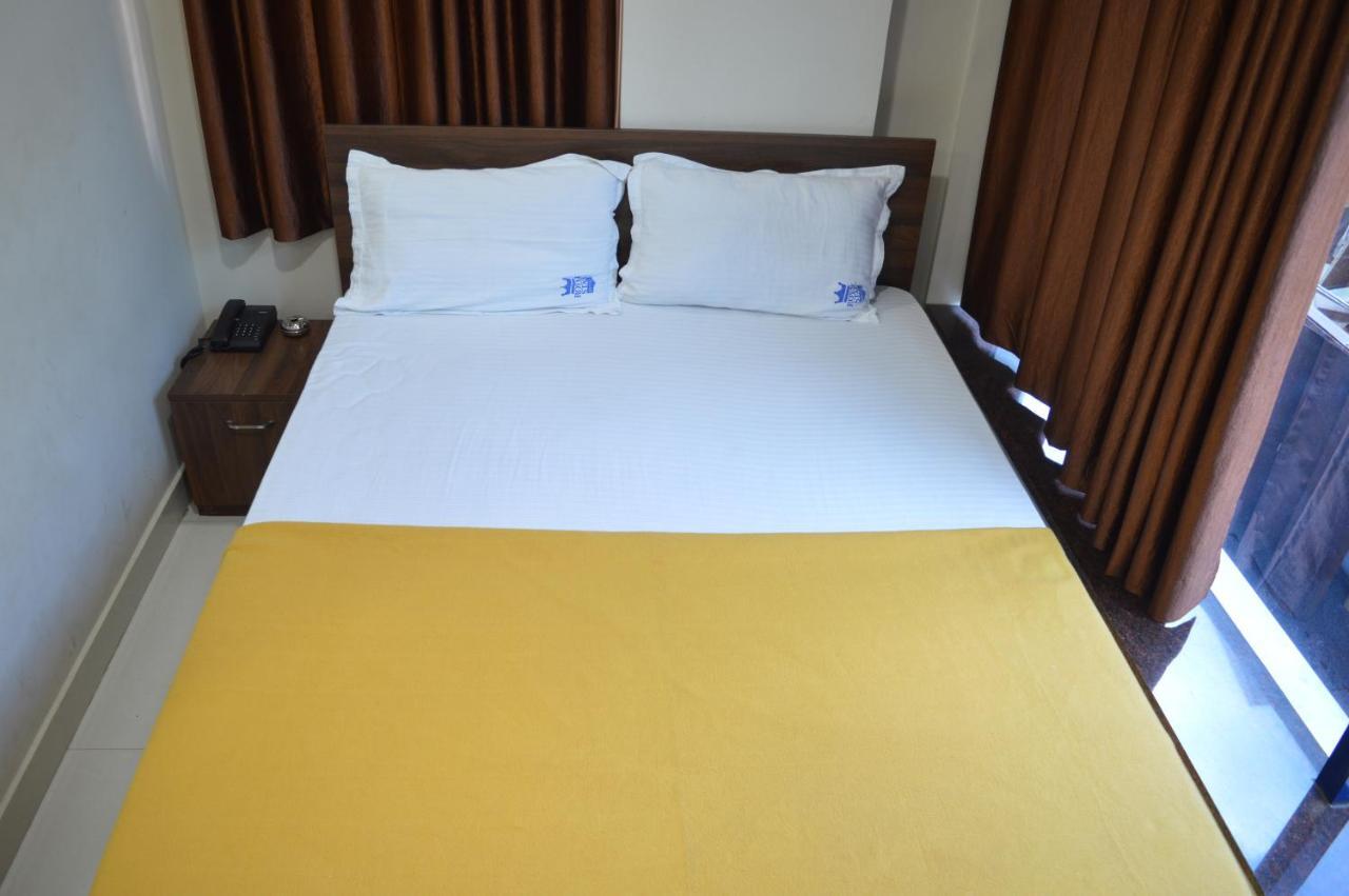 Royal Star Hotels Bangalore Eksteriør billede