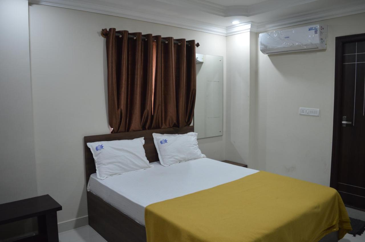 Royal Star Hotels Bangalore Eksteriør billede